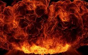 باتلاش امدادگران کهگیلویه صورت پذیرفت:نجات عشایرگرفتار در شعله های آتش خودرو +تصاویر